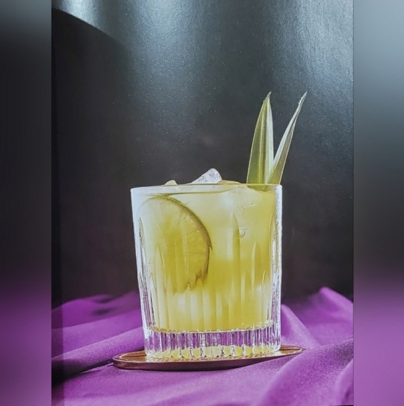 Snoop Dogg Cook Book - Picture 3 of 9